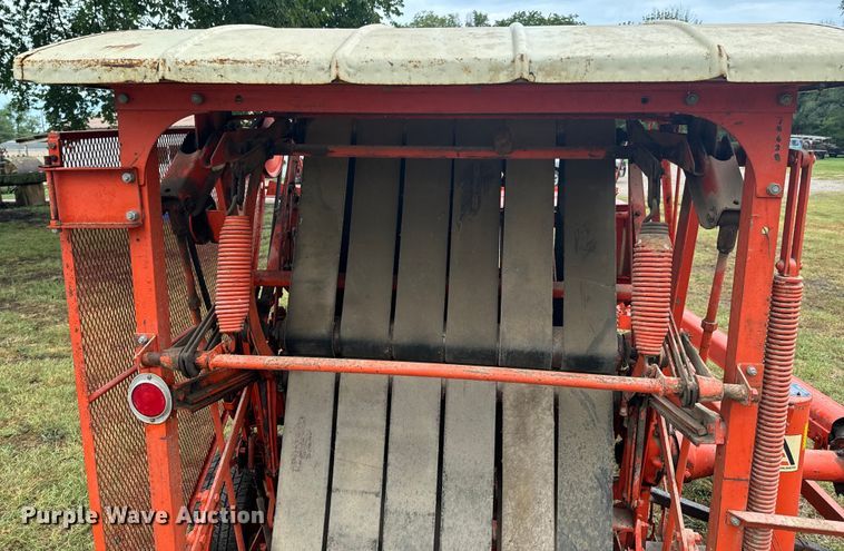 image for item DX1048 Allis Chalmers Roto-Baler No. 10 round baler