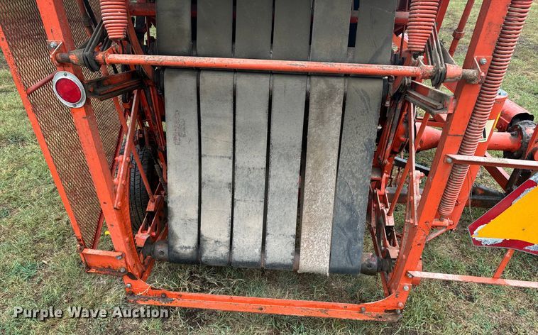image for item DX1048 Allis Chalmers Roto-Baler No. 10 round baler