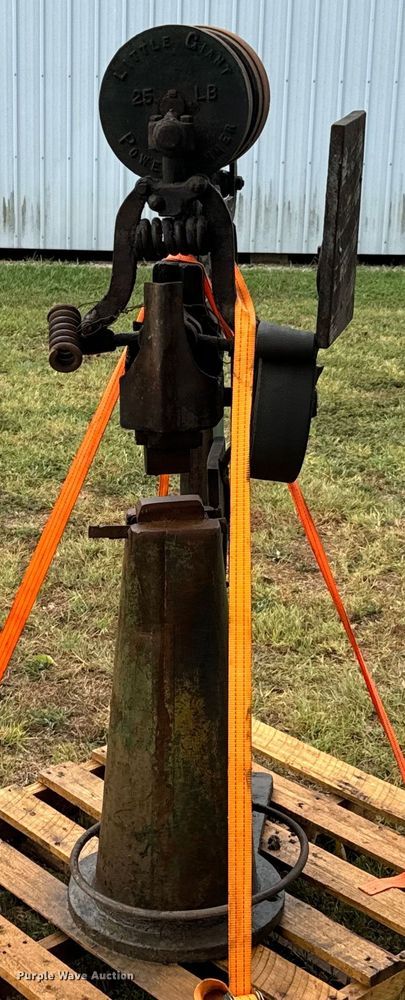 image for item DX1049 Little Giant power hammer