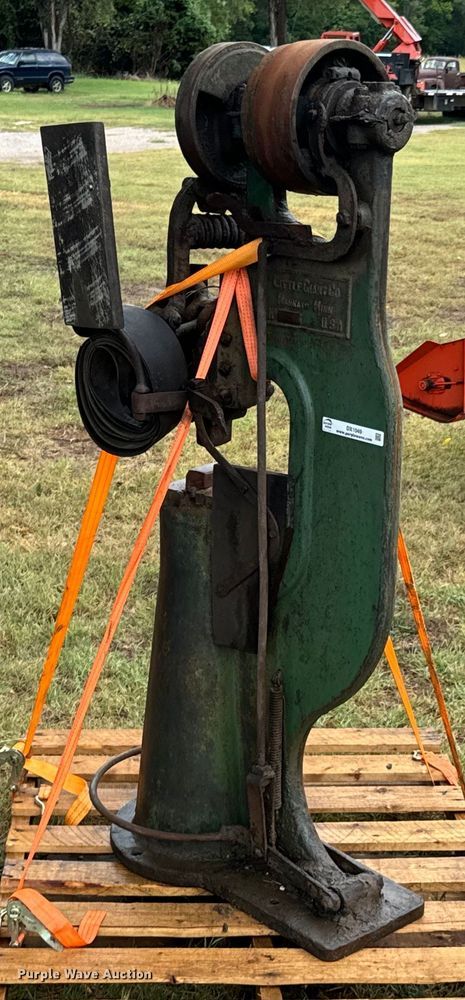 image for item DX1049 Little Giant power hammer