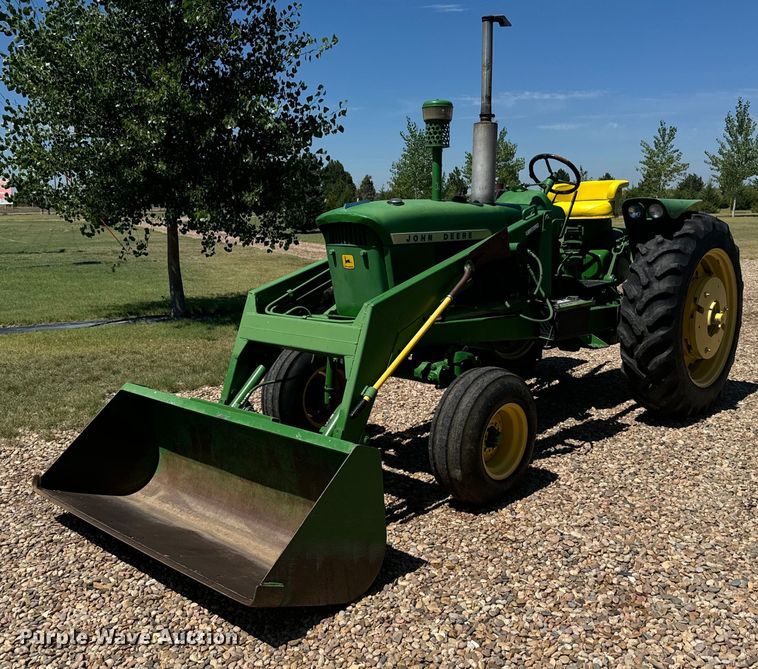 image for item DX3561 1961 John Deere 3010 tractor