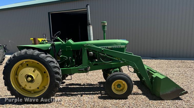 image for item DX3561 1961 John Deere 3010 tractor