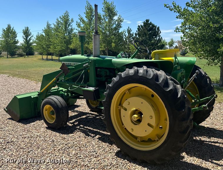image for item DX3561 1961 John Deere 3010 tractor