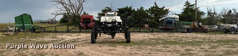 image for item DX3569 AGCO Spra-Coupe 4450 sprayer