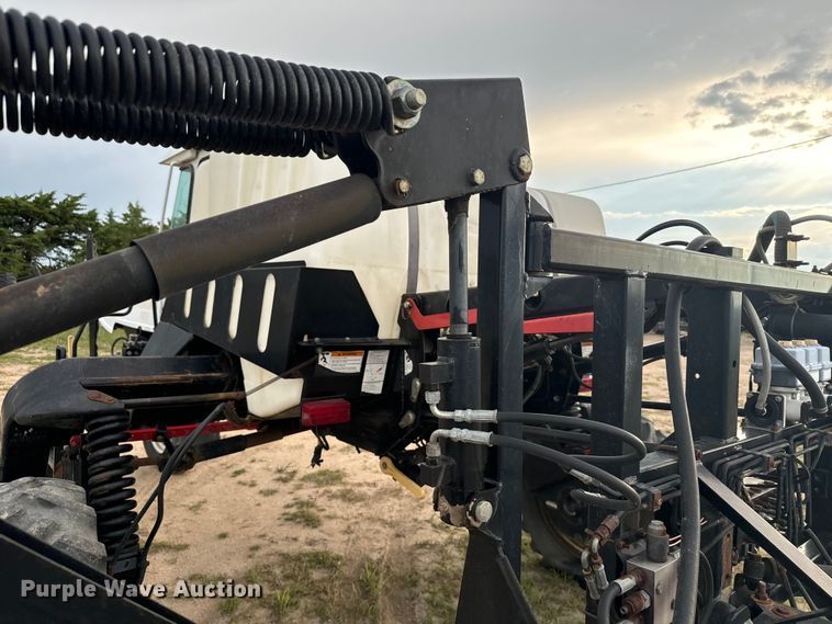 image for item DX3569 AGCO Spra-Coupe 4450 sprayer