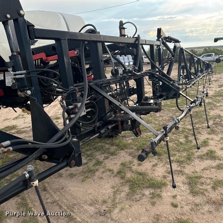 image for item DX3569 AGCO Spra-Coupe 4450 sprayer