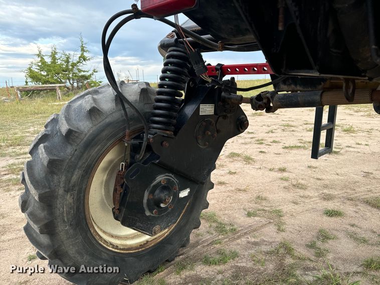 image for item DX3569 AGCO Spra-Coupe 4450 sprayer