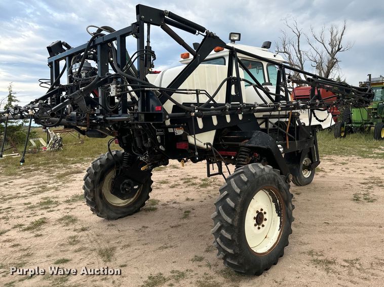image for item DX3569 AGCO Spra-Coupe 4450 sprayer