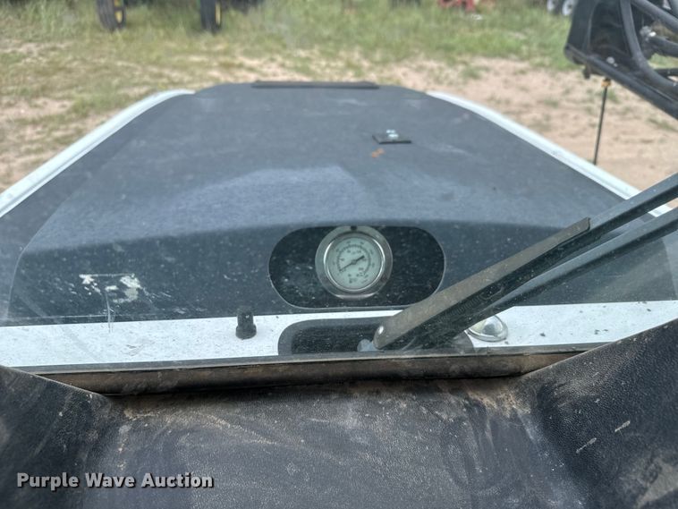 image for item DX3569 AGCO Spra-Coupe 4450 sprayer