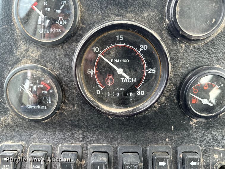 image for item DX3569 AGCO Spra-Coupe 4450 sprayer