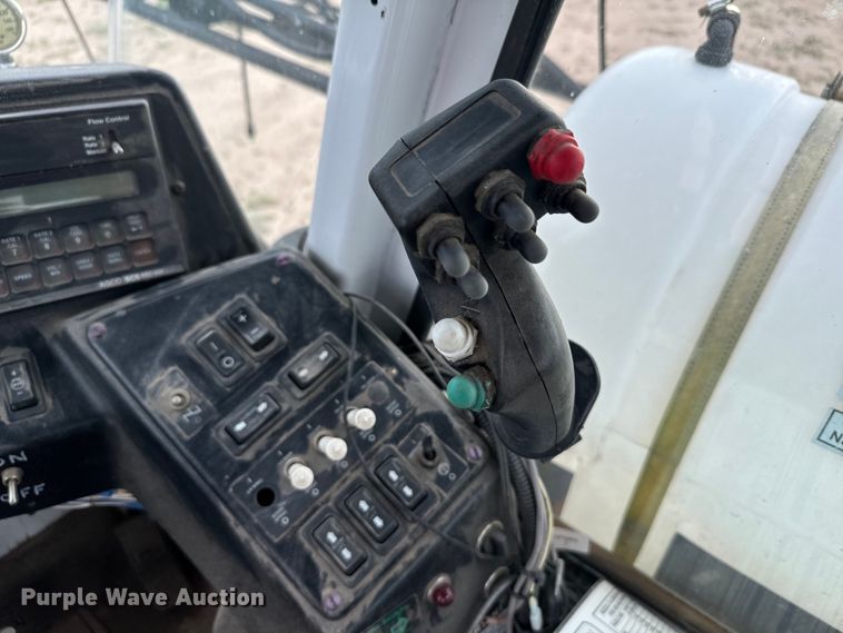 image for item DX3569 AGCO Spra-Coupe 4450 sprayer