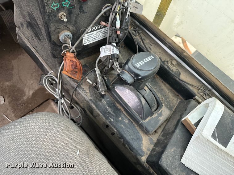 image for item DX3569 AGCO Spra-Coupe 4450 sprayer