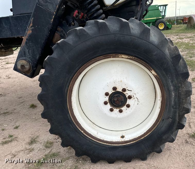 image for item DX3569 AGCO Spra-Coupe 4450 sprayer