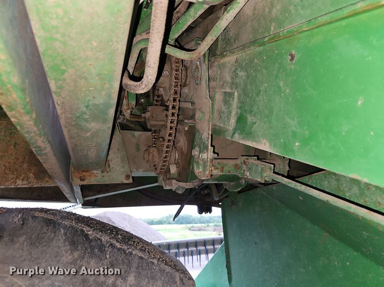 image for item EI8225 1988 John Deere 7720 Titan II  RWA combine