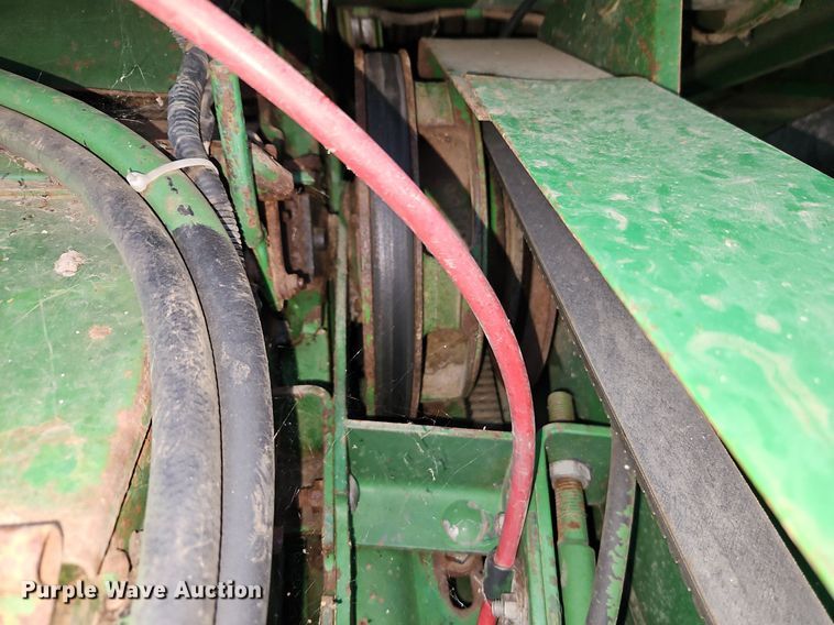 image for item EI8225 1988 John Deere 7720 Titan II  RWA combine