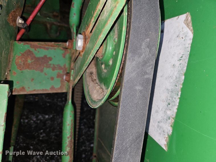 image for item EI8225 1988 John Deere 7720 Titan II  RWA combine