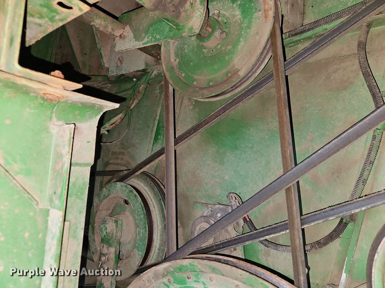 image for item EI8225 1988 John Deere 7720 Titan II  RWA combine