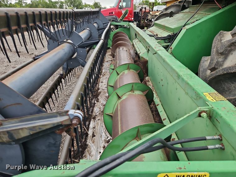 image for item EI8225 1988 John Deere 7720 Titan II  RWA combine