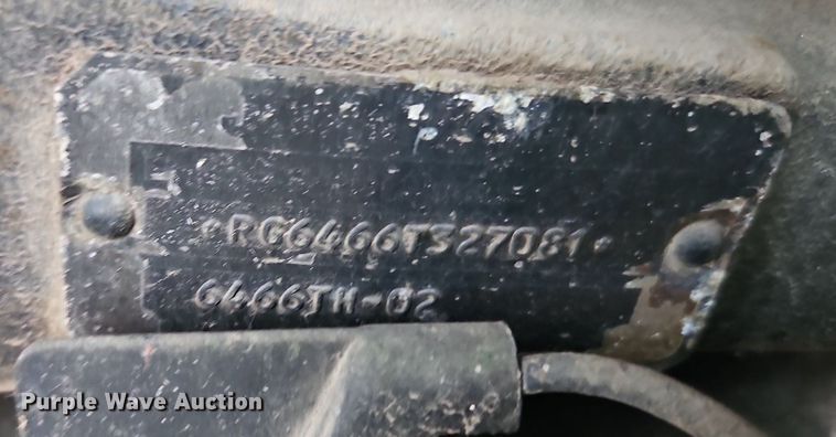 image for item EI8225 1988 John Deere 7720 Titan II  RWA combine