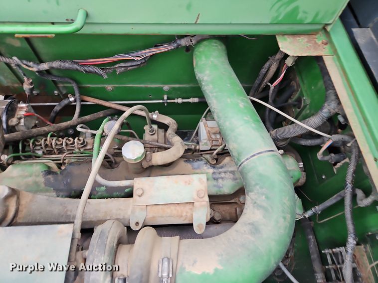 image for item EI8225 1988 John Deere 7720 Titan II  RWA combine