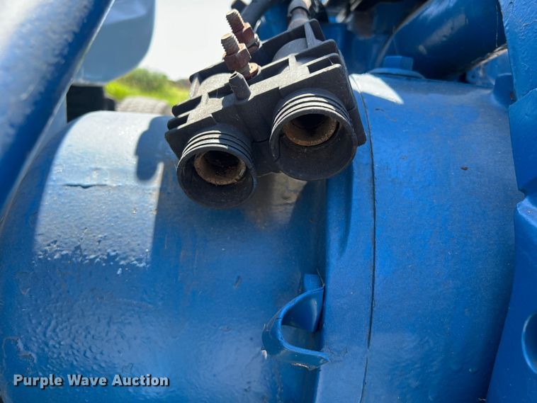 image for item EJ2947 Ford 3910 tractor