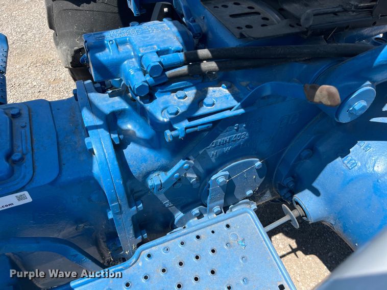 image for item EJ2947 Ford 3910 tractor