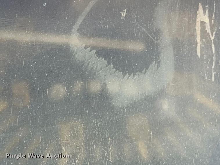 image for item EJ2947 Ford 3910 tractor