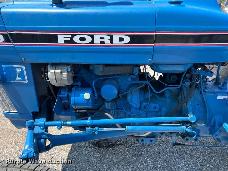 image for item EJ2947 Ford 3910 tractor