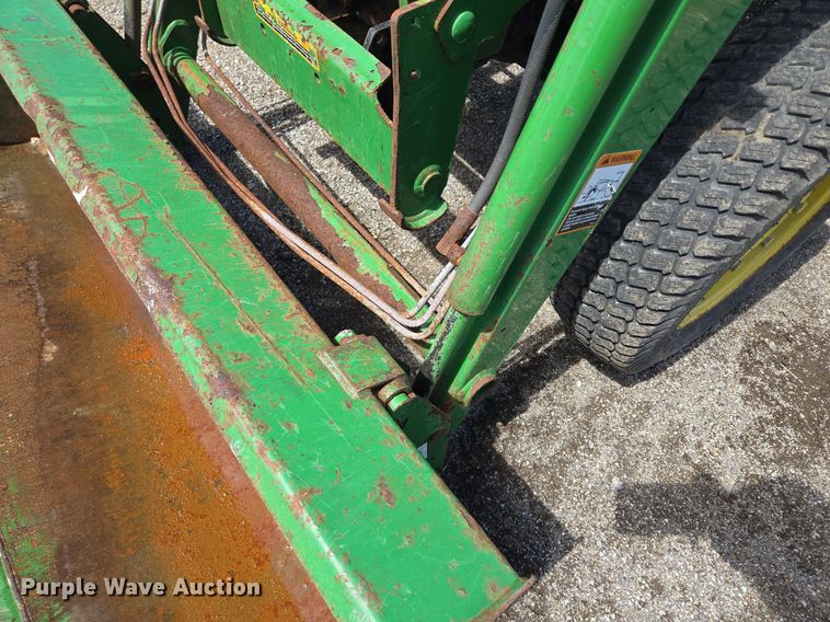 image for item EJ7151 2004 John Deere 4310 MFWD tractor