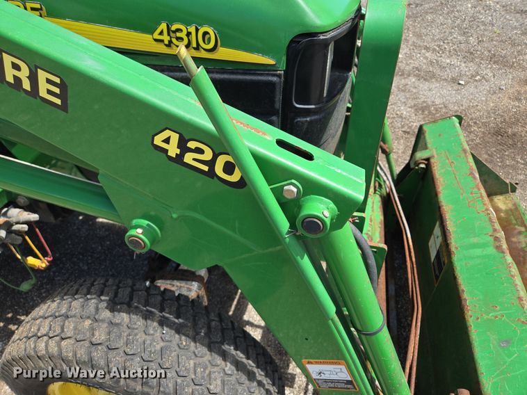 image for item EJ7151 2004 John Deere 4310 MFWD tractor