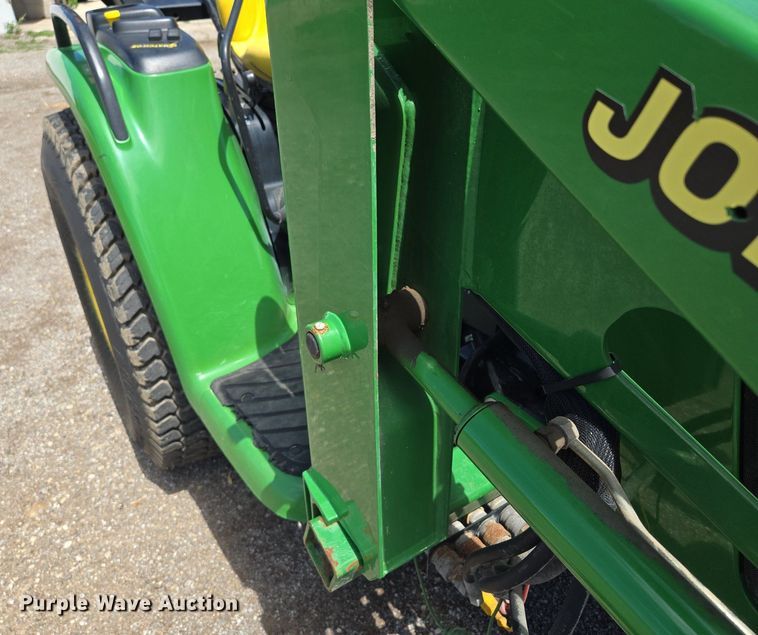 image for item EJ7151 2004 John Deere 4310 MFWD tractor