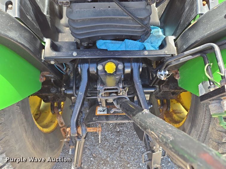 image for item EJ7151 2004 John Deere 4310 MFWD tractor