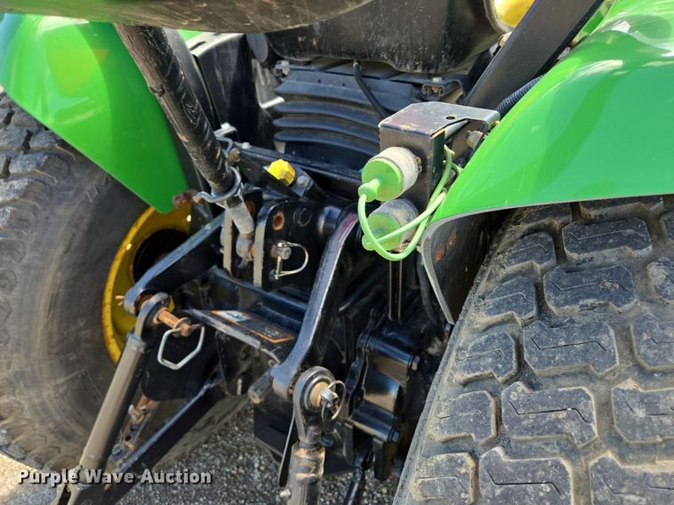 image for item EJ7151 2004 John Deere 4310 MFWD tractor