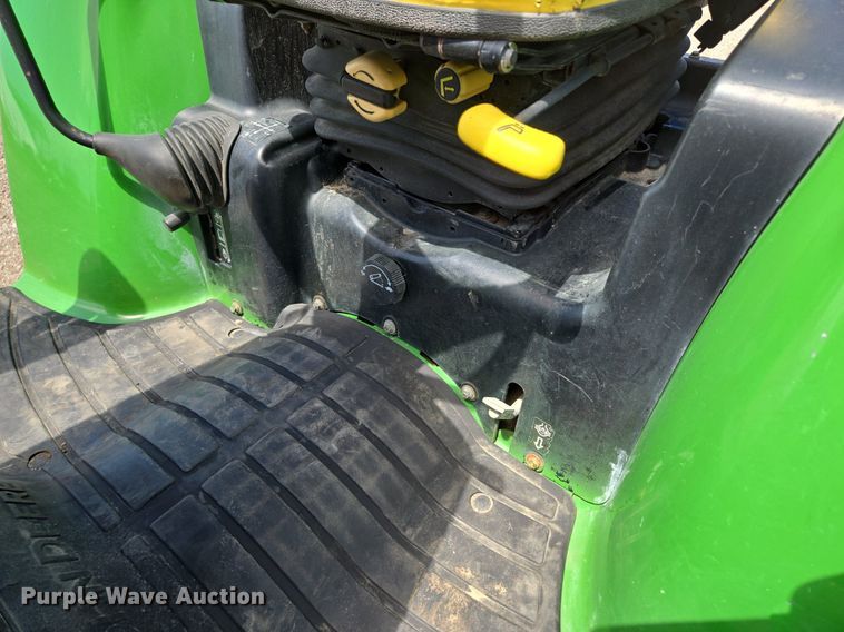 image for item EJ7151 2004 John Deere 4310 MFWD tractor