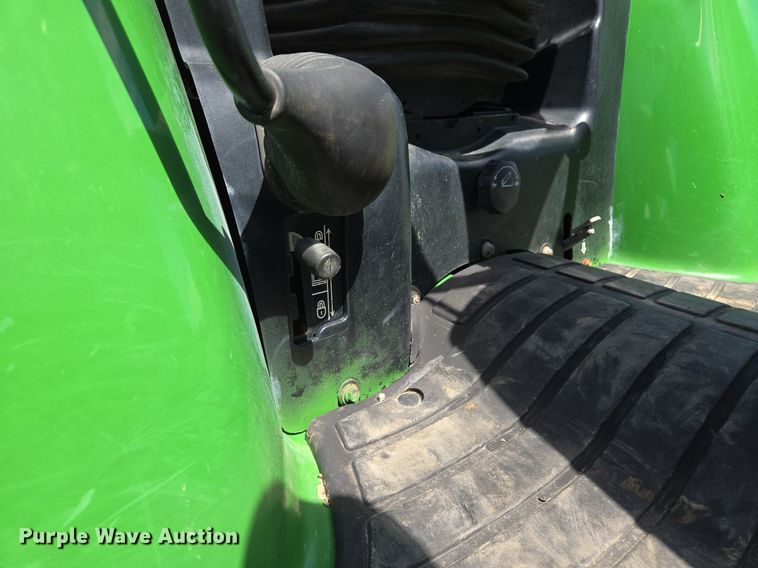 image for item EJ7151 2004 John Deere 4310 MFWD tractor