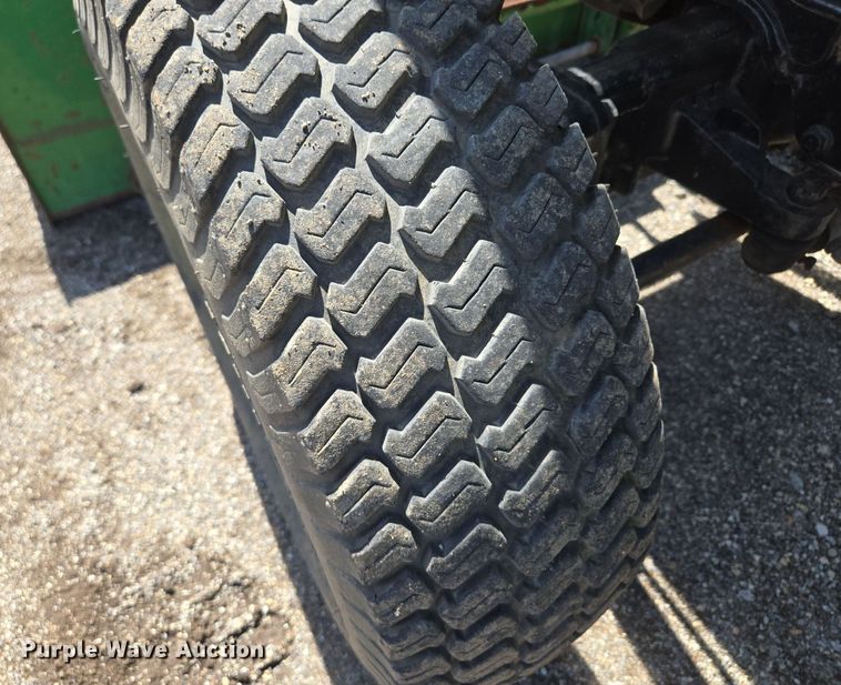 image for item EJ7151 2004 John Deere 4310 MFWD tractor