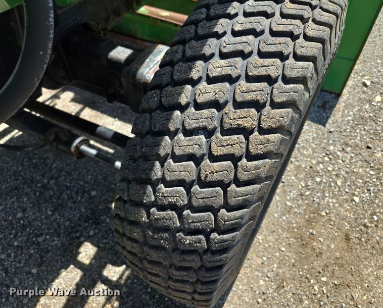 image for item EJ7151 2004 John Deere 4310 MFWD tractor