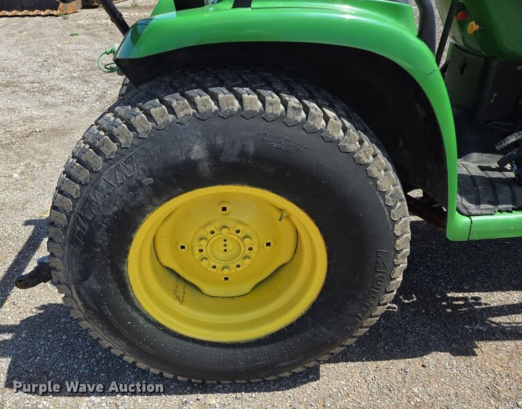 image for item EJ7151 2004 John Deere 4310 MFWD tractor