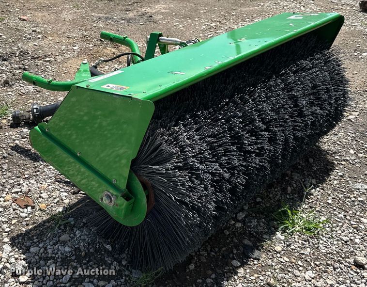 image for item EJ7165 John Deere  power broom