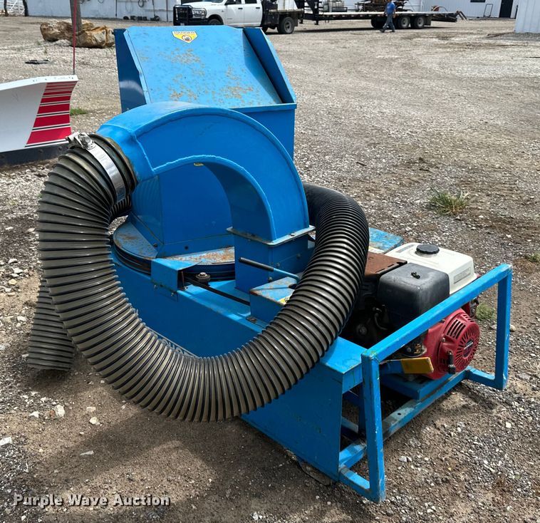 image for item EJ7170 Goossen  bale chopper 