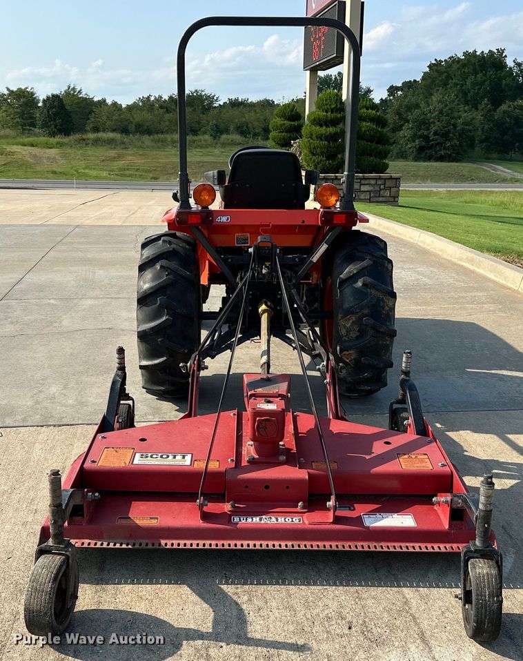 image for item EJ8842 Kubota B2710HSD MFWD tractor