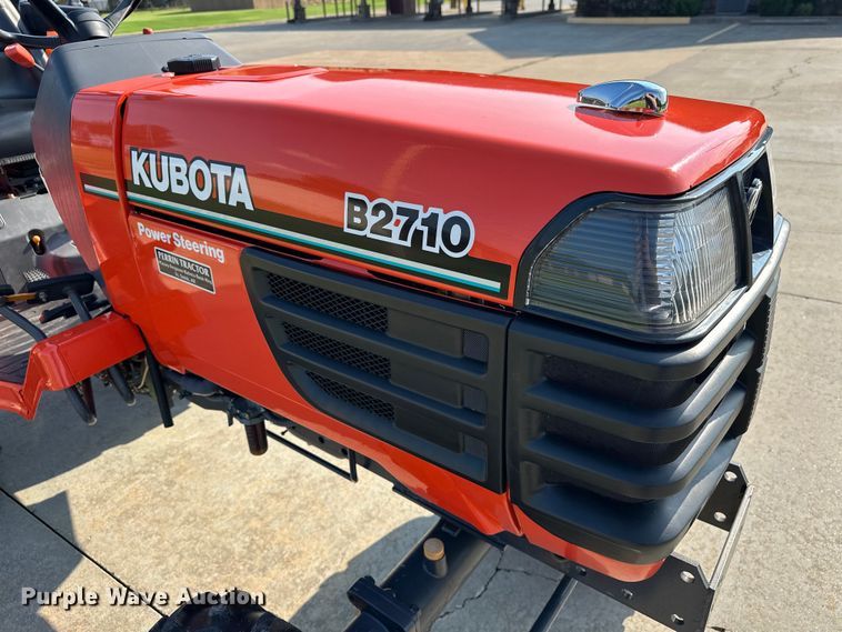 image for item EJ8842 Kubota B2710HSD MFWD tractor