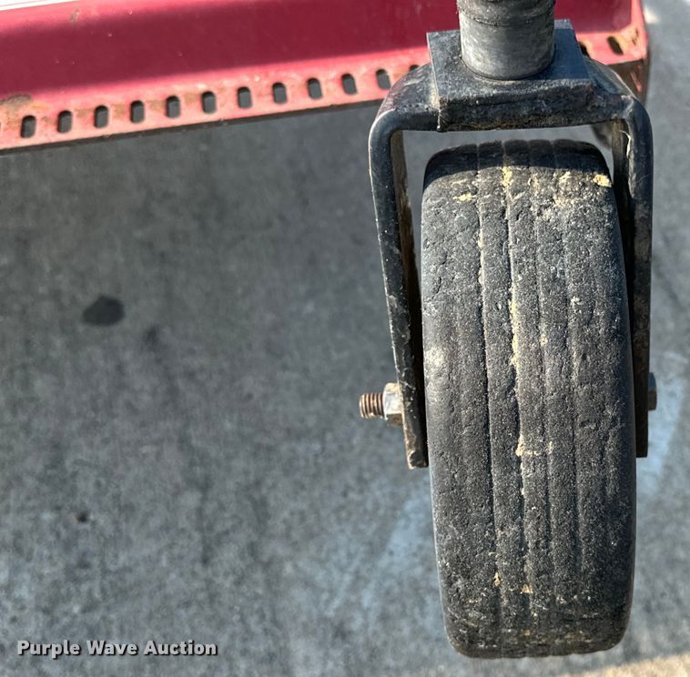 image for item EJ8842 Kubota B2710HSD MFWD tractor