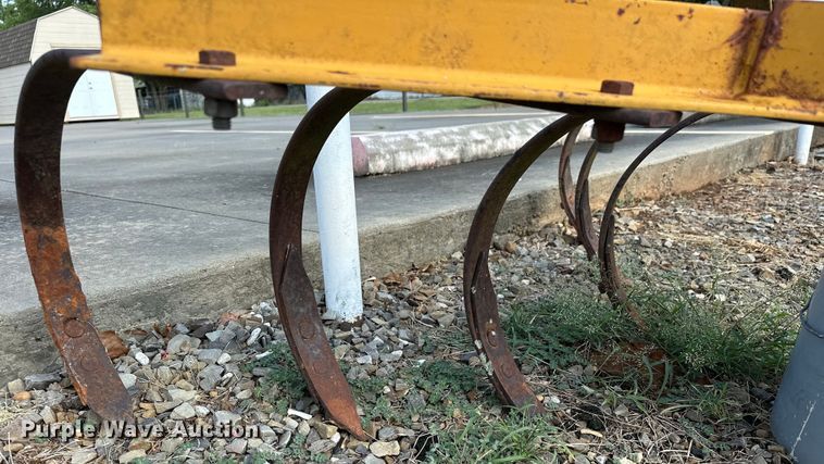 image for item EJ8842 Kubota B2710HSD MFWD tractor