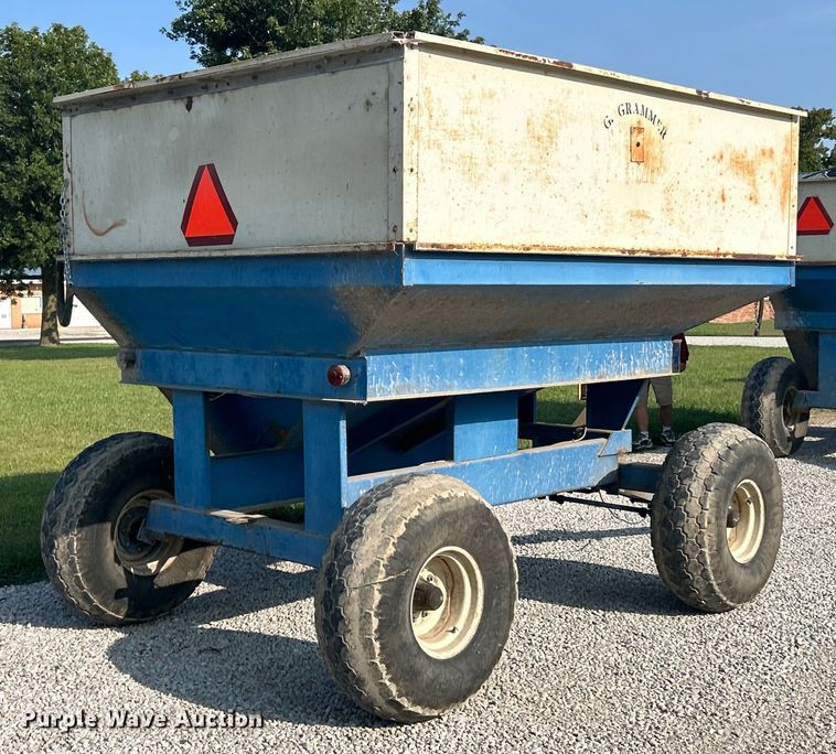 image for item EK3224 DMI gravity wagon