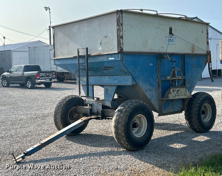 image for item EK3225 DMI gravity wagon