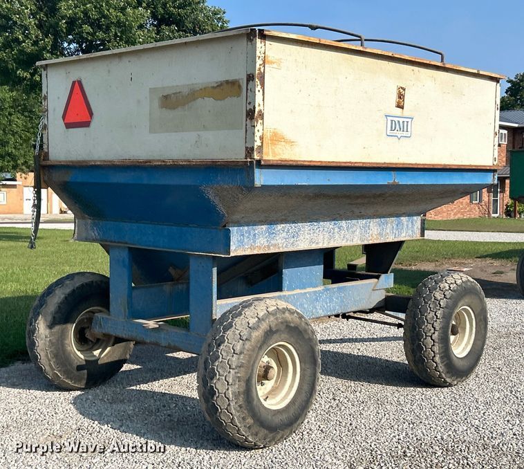image for item EK3225 DMI gravity wagon