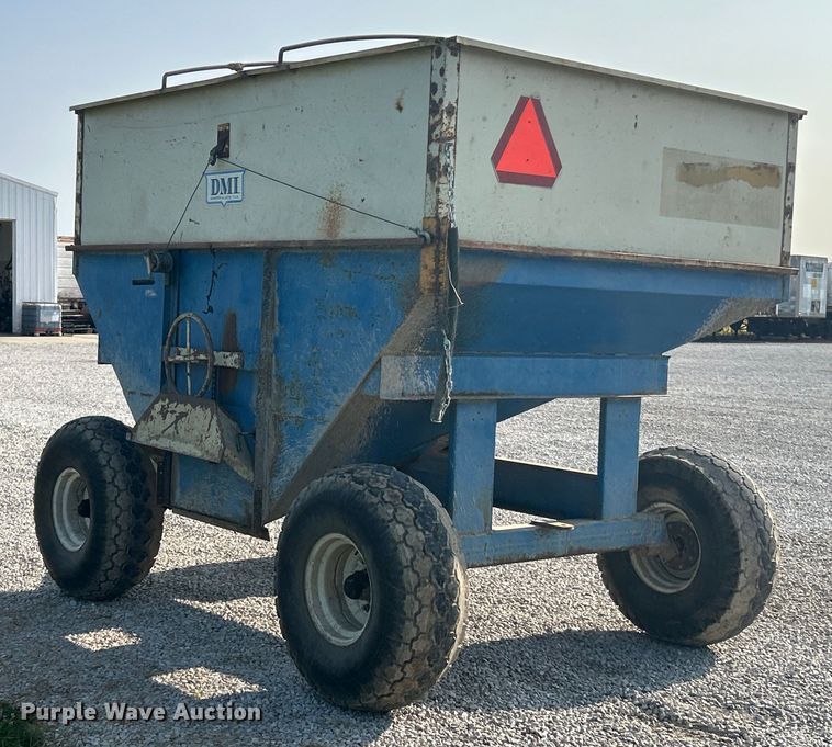 image for item EK3225 DMI gravity wagon