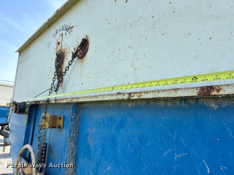 image for item EK3225 DMI gravity wagon