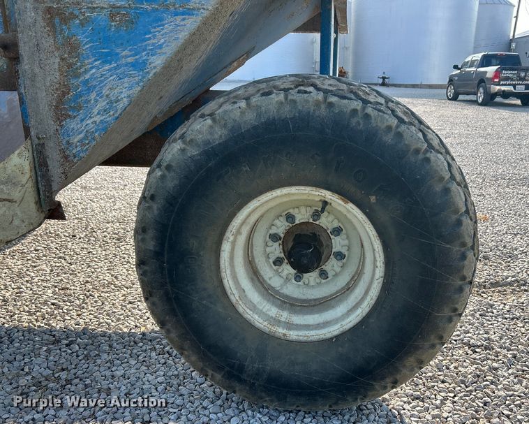 image for item EK3225 DMI gravity wagon